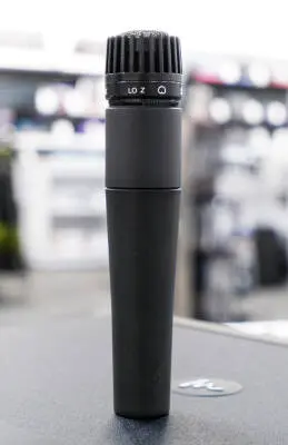 Shure - SM57 Unidirectional Dynamic Microphone 2